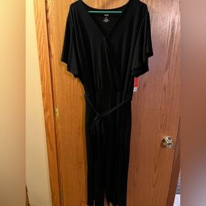 Evri size 2X new Black Short Sleeve Jumpsuit